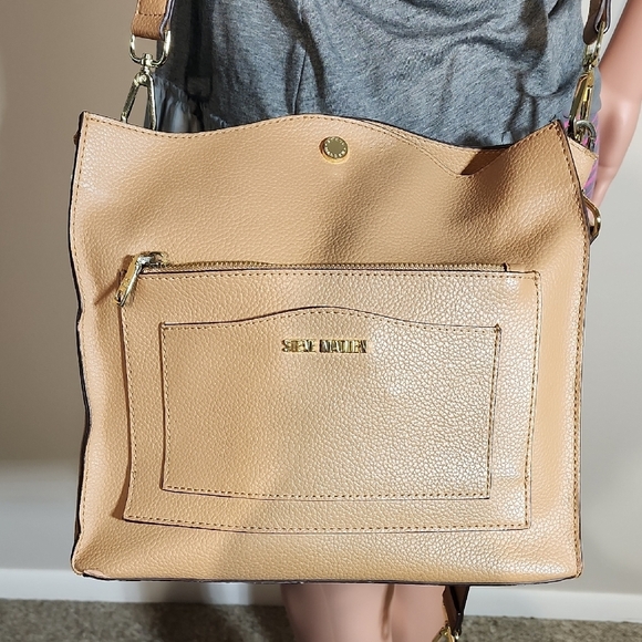 Steve Madden Tan Crossbody Bag Minimalist Design - Picture 2 of 10